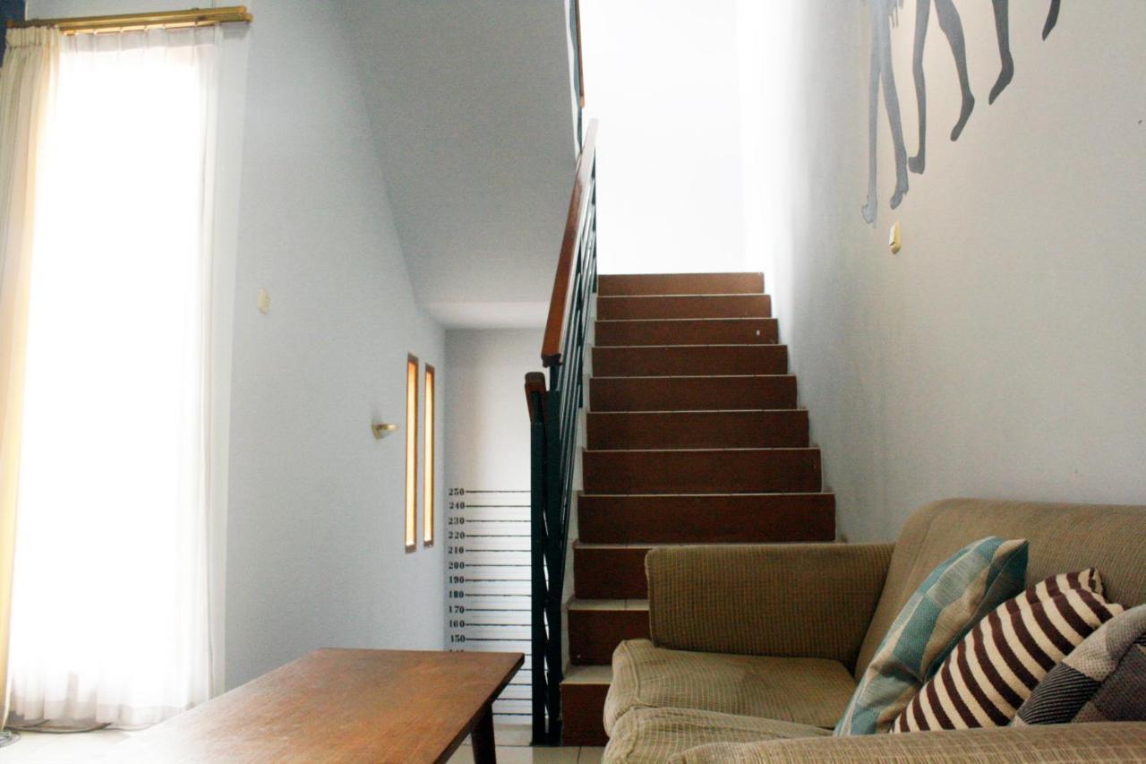 The Attic Bed & Breakfast 반둥 외부 사진